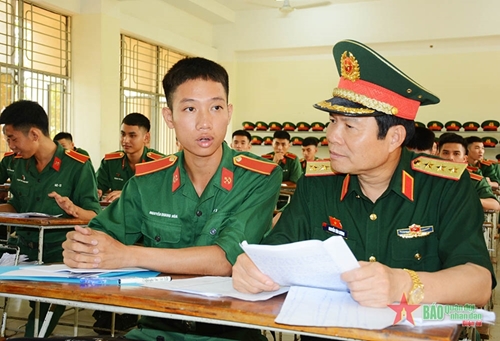Bộ Quốc phòng kiểm tra toàn diện Trường Sĩ quan Công binh